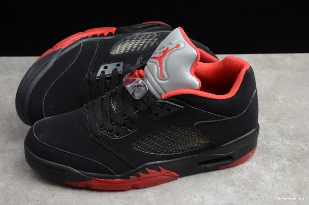 Jordan Retro Low 819171-001 90  5 red black Air Alternate mens 0525